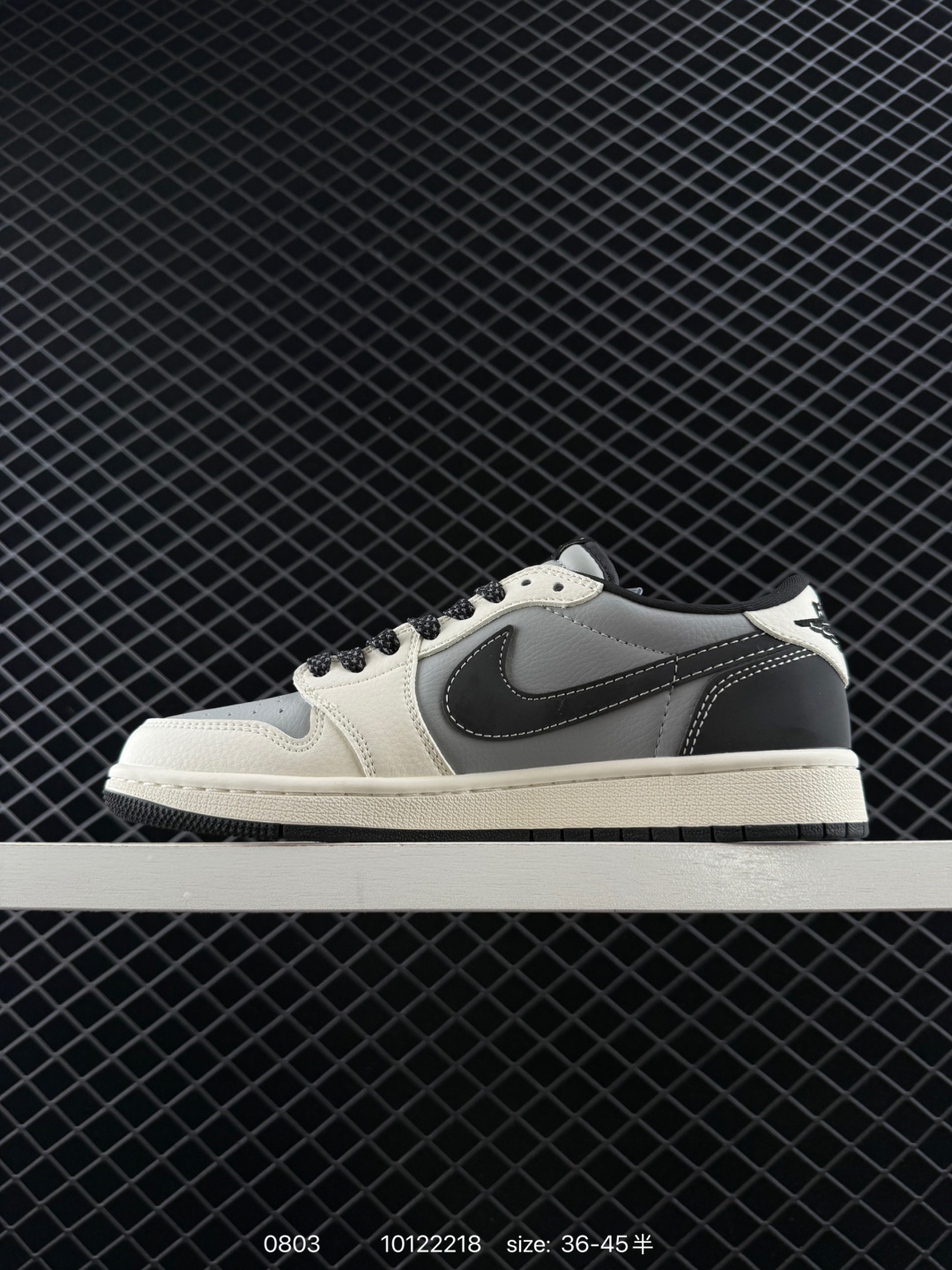 Travis Scott x Air Jordan 1 ” Reverse Mocha “